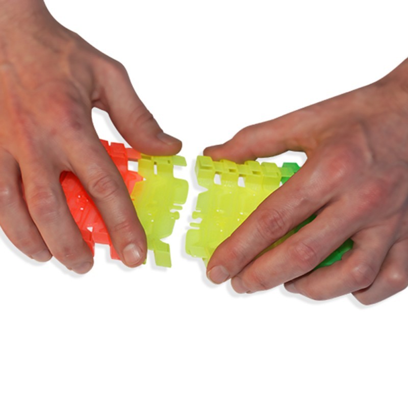 LIGHTNING SPEEDY Demi-tour Automatisé Et 30 Rails Luminescents – Circuit Modulable Sans Piles – Dès 3 Ans