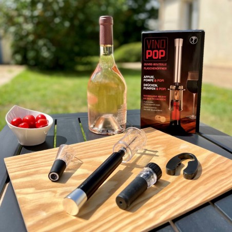 Le kit du sommelier : tire-bouchon à air VINO POP avec accessoires